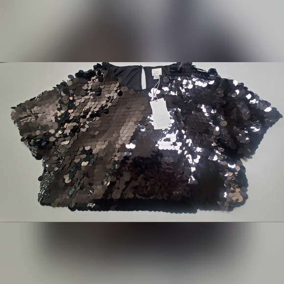 🖤A New Day Women's Black Sequin Paillette Top - Picture 2 of 4